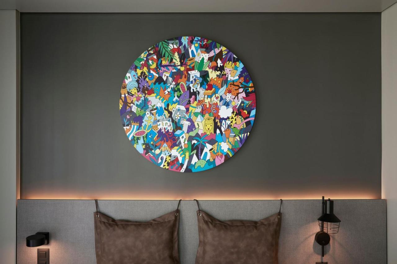 Moxy Hotel 3*
